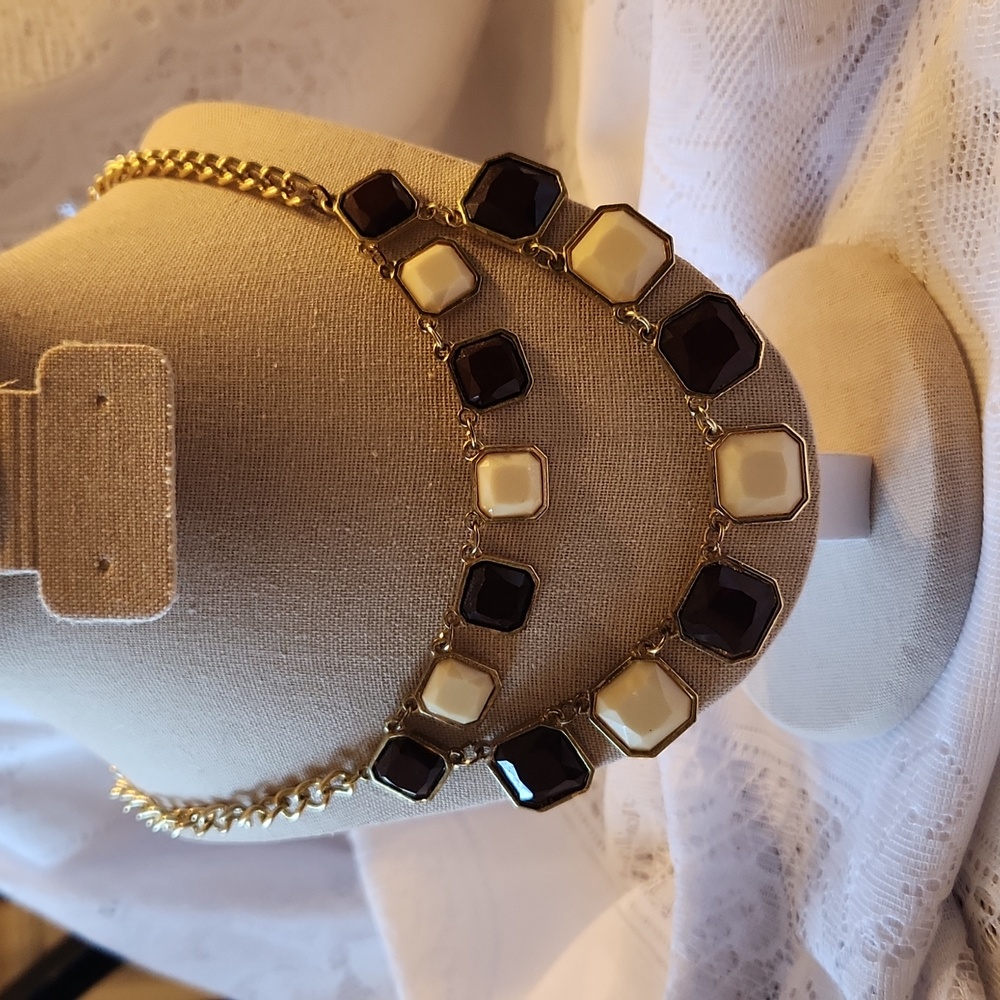 Statement Necklace,  brown and cream , not marked, great condition,  normal wear